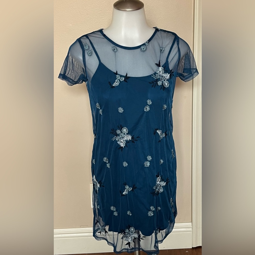 Hollister dress
Size S